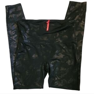Spanx Black High-rise High Waist Black Camouflage Leggings Sz L Flattering